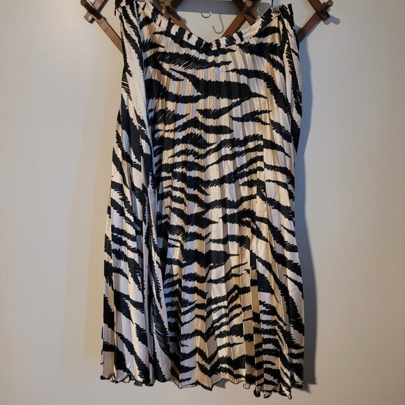 ASOS Zebra Print Silk Pleated Side Zip Midi Skirt SZ 20 - Picture 3 of 5